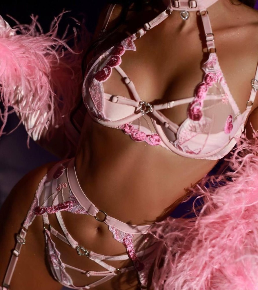 Индивидуалка Владлена фото № 2 в городе Курск